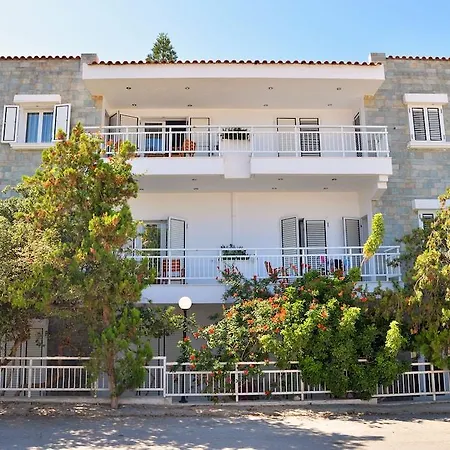 Anna Hotel 3*